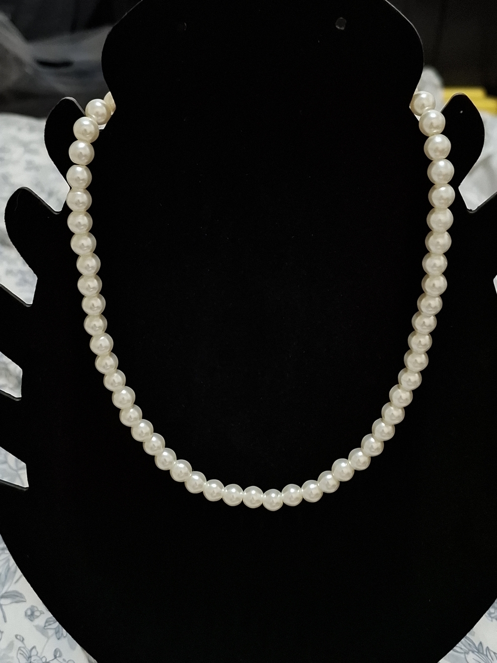 Classic Pearl Strand Necklace - White